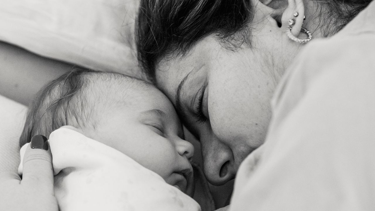 Régressions du sommeil : pourquoi bébé se remet à mal dormir (et que faire)